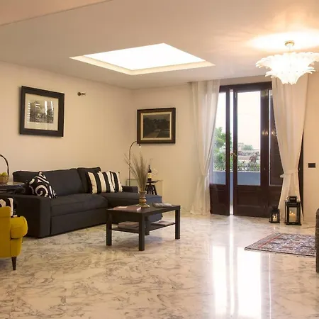 Apartment Shalai Relais *